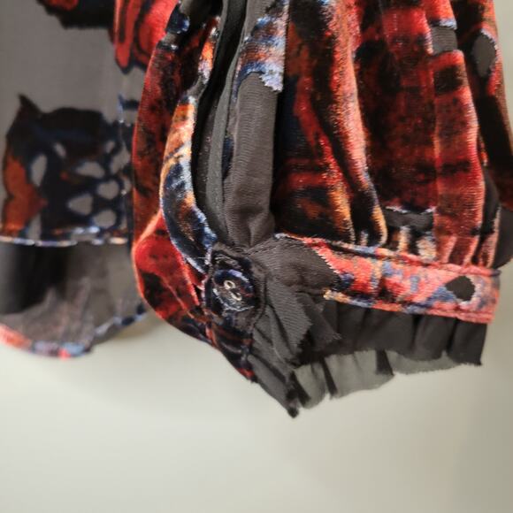 NWT Sundance Burnout Velvet Top Womens Size M Petite Dark Floral Rose Black Goth - Picture 10 of 13